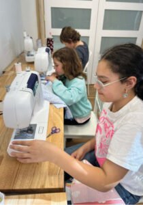 kids focus sewing